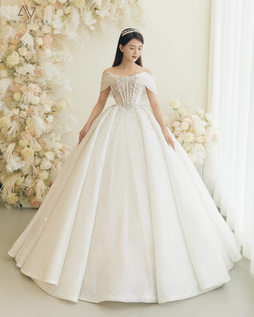 váy cưới làm lễ Luxury LLX06-1